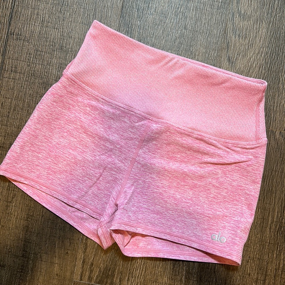Alo Yoga Shorts - like new!